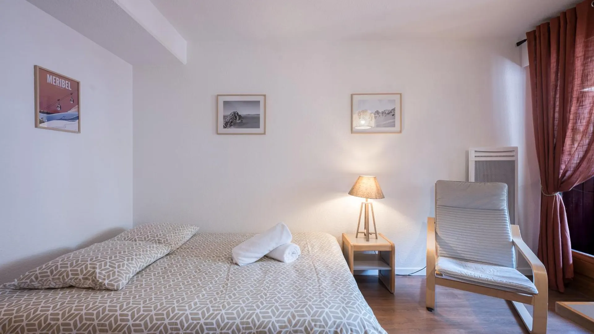 Апартаменты Studio Grand Chalet Брид-Ле-Бэн Франция