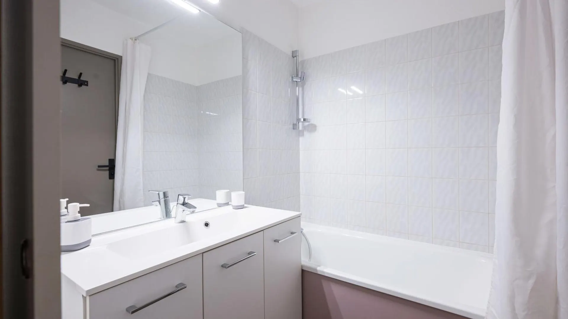 Studio Grand Chalet Брид-Ле-Бэн 0*,